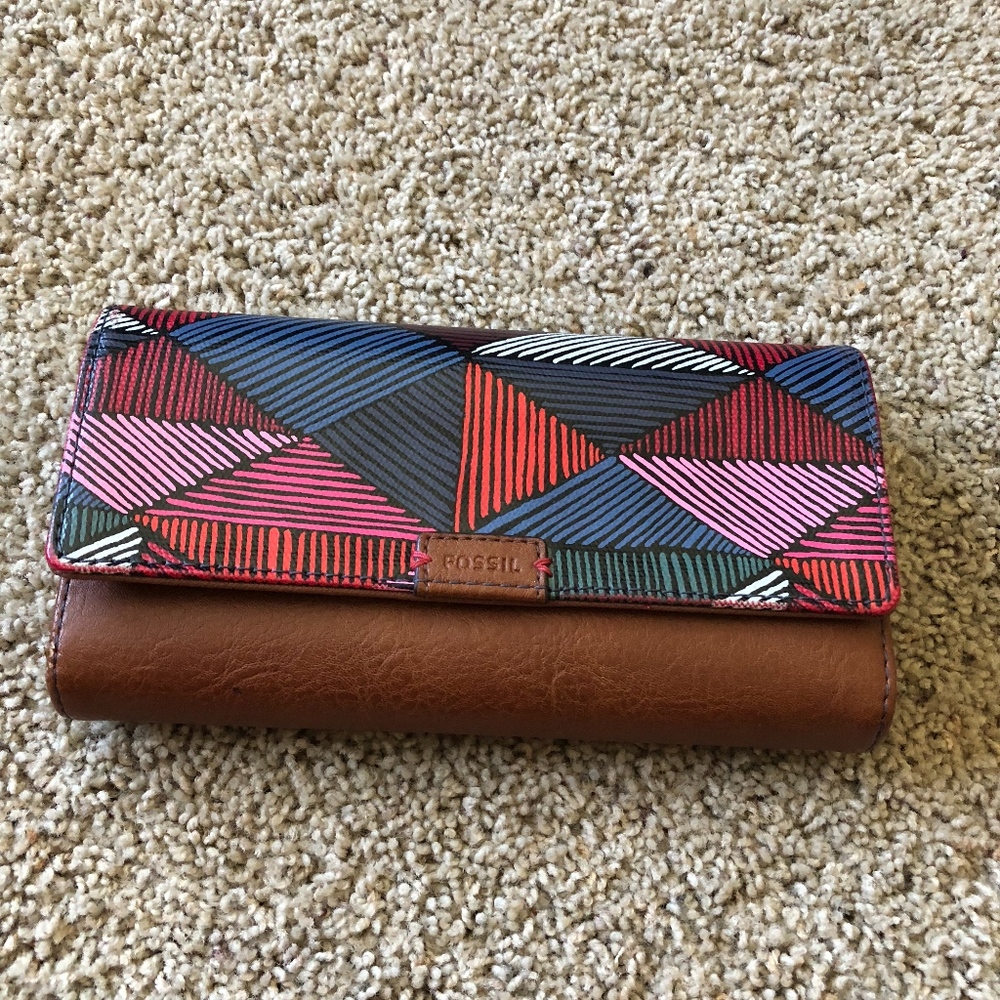 Gently used fossil brown/multi wallet